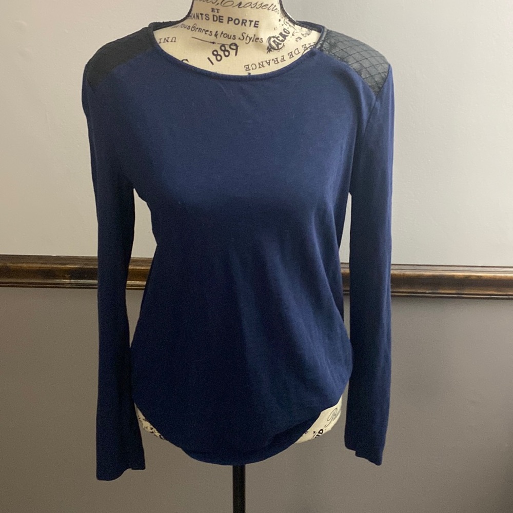 Lord & Taylor Long Sleeve Size Medium